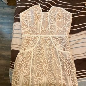 Lovers+Friends Short Strapless Lace Dress
